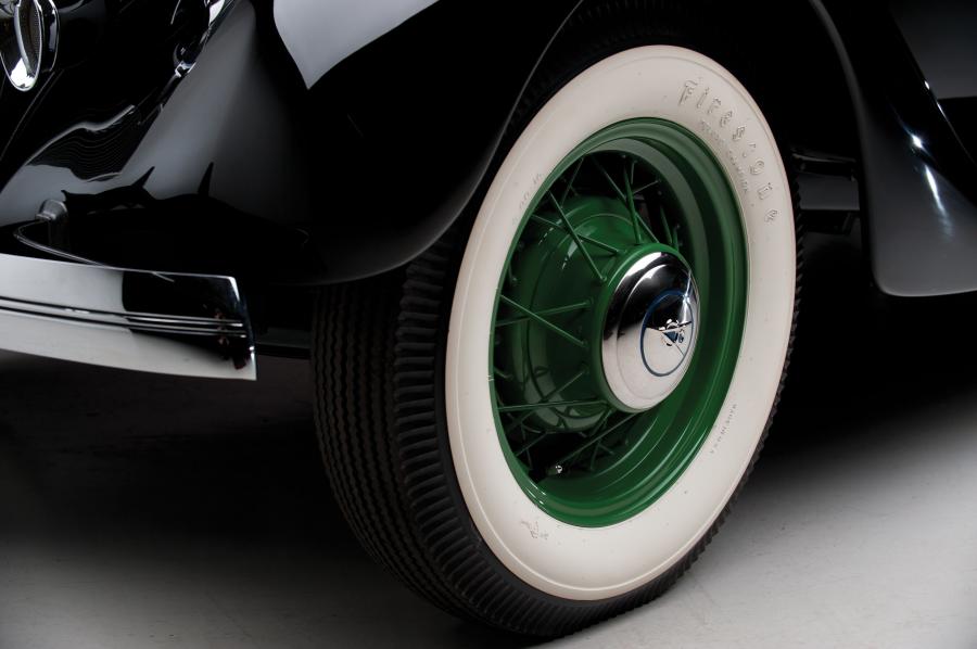  Ford DeLuxe Phaeton 1935 года  (фото 9 из 33)